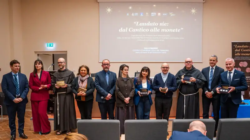 Un trittico di monete per omaggiare San Francesco